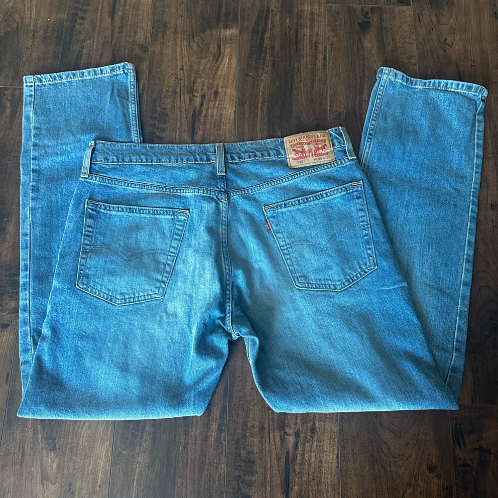 Men’s Lightwash Levi’s Slim Straight Denim Jeans